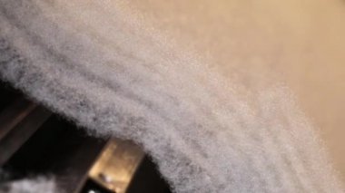 Pliester üretim süreci. Polyester Taşıyıcı Üretim Hattı. Örülmemiş Kumaş Fabrikası
