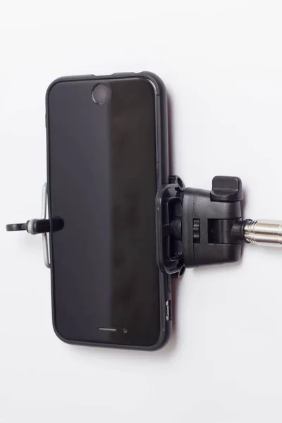 el selfie sopa izole beyaz kırpma yolu içinde tutarak