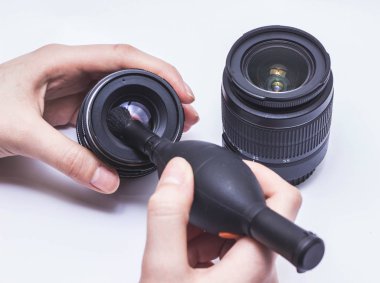 closeup el temizlik objektif