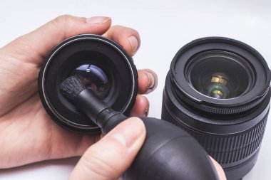 closeup el temizlik objektif