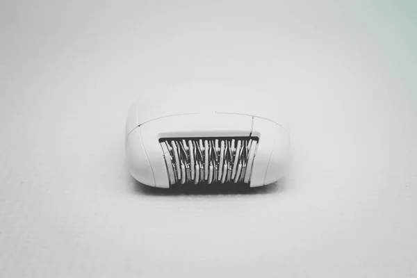 Beyaz Modern Epilatör