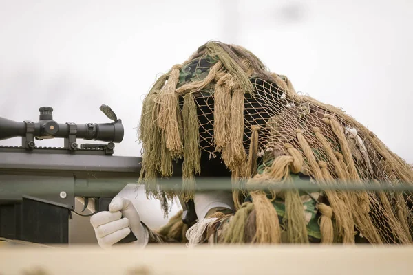 Sniper de l'armée roumaine — Photo