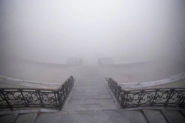 Nevoeiro Pesado Amanhecer Parque — Fotografia de Stock
