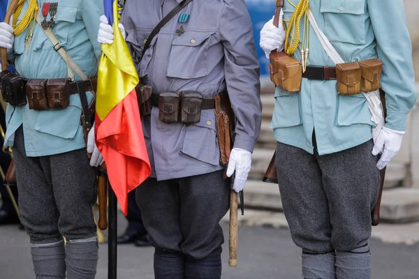 Rekonstruktorzy Pierwszej Wojny Światowej Rumuńskim Sprzętem Bojowym — Zdjęcie stockowe