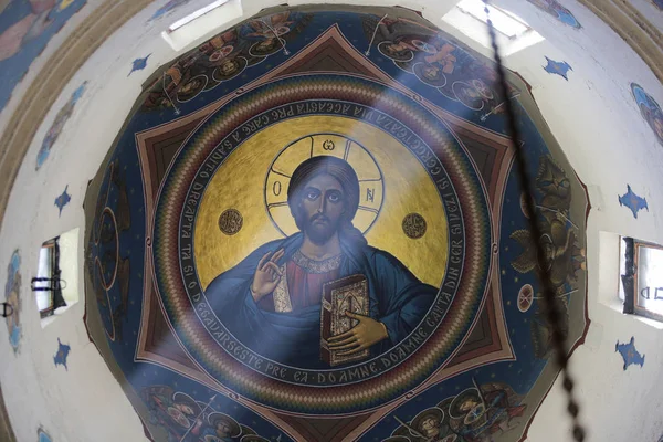 ブカレスト ルーマニア 2018 キリスト教正教会聖イオアンピアタのドームに 宇宙の支配者イエス パントクラトロスの絵 ブカレストで — ストック写真