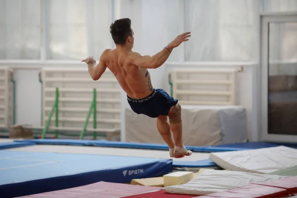 Bukareszt Rumunia Lutego 2020 Rumuńskie Pociągi Gimnastyczne Centrum Treningowym Lia — Zdjęcie stockowe