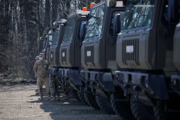 Отопени Румыния Февраля 2020 Года Сотрудники Румынской Армии Работают Над — стоковое фото