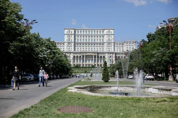 Bucarest Romania Maggio 2020 Palazzo Del Parlamento Bucarest Visto Bulevardul — Foto Stock