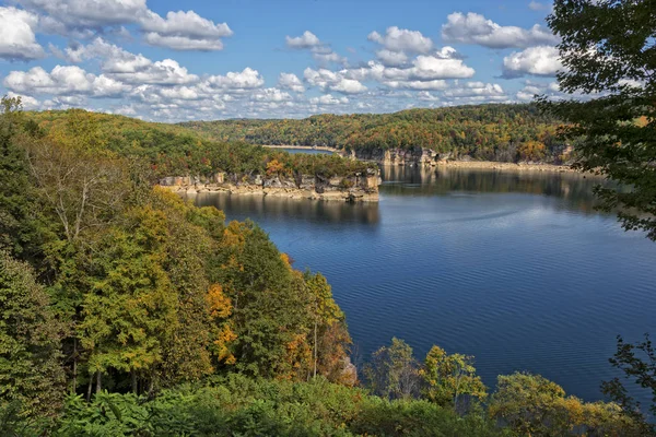 Lake Summersville übersehen — Stockfoto