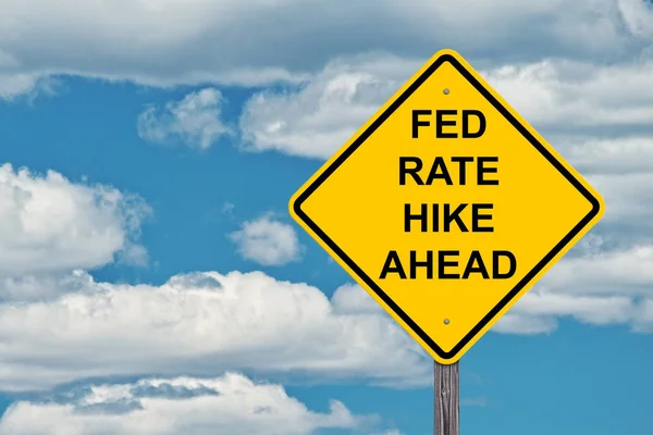 Señal de precaución - Fed Rate Hike Ahead — Foto de Stock