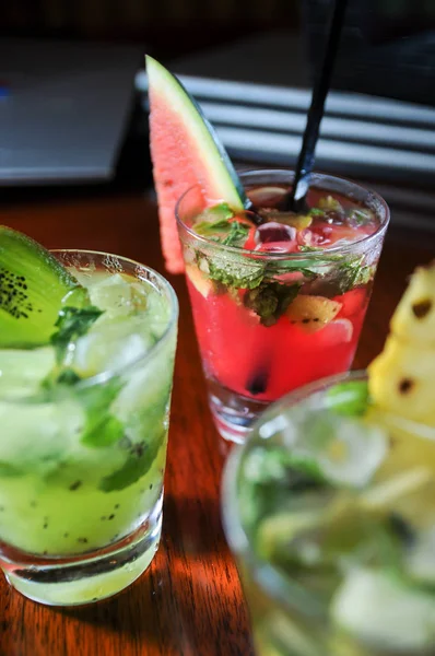 Frukt mojitos närbild — Stockfoto