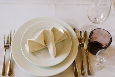 güzel Ziyafet masa süslemeleri