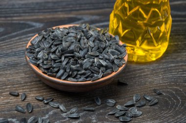 ayçiçeği tohumu yağı ile