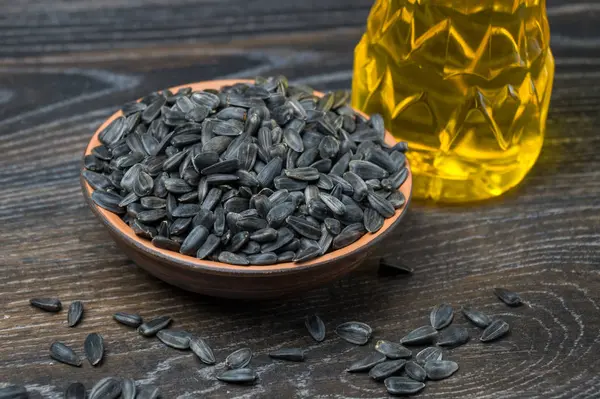 ayçiçeği tohumu yağı ile