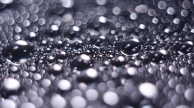 Bokeh arka planını büyük su damlaları