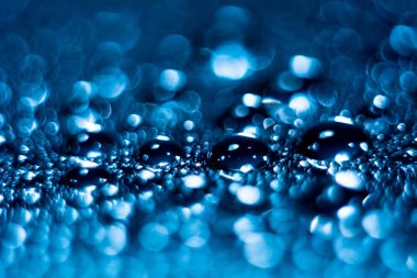 Yansıtıcı yüzeyi Su damlacıkları yakın çekim