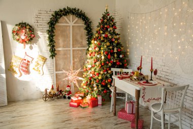 Noel köknar ile iç odası