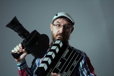 Adam Retro film kamera ve tokmağı