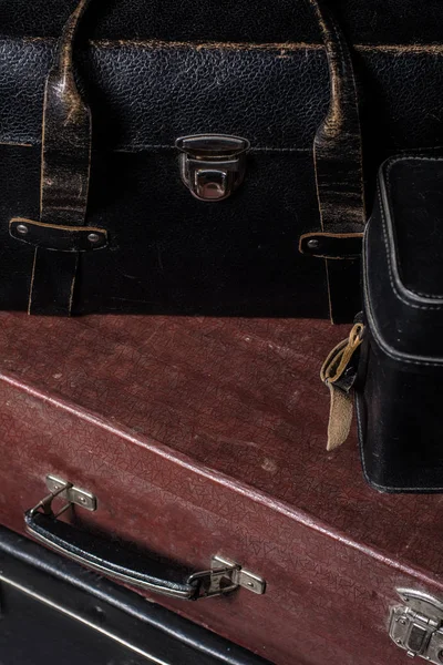 Close-up of a suitcase Traveler iron lock vintage bag — Stock Photo, Image