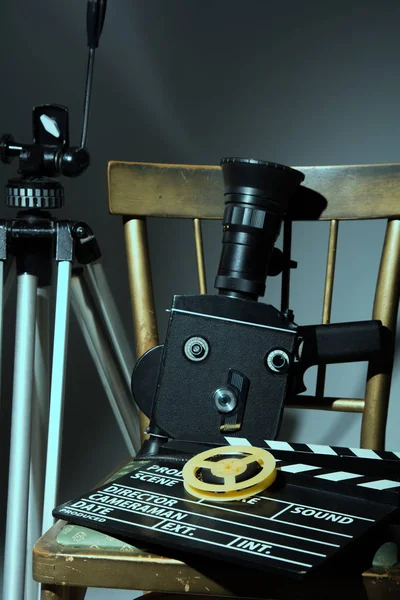 Tripod old movie camera clapper — Stock Photo, Image