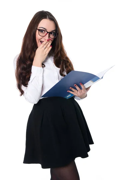 Brune surprise dans un chemisier blanc en lunettes — Photo