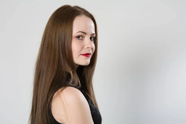 Close-up portrait of a young beautiful woman — Stock Photo, Image