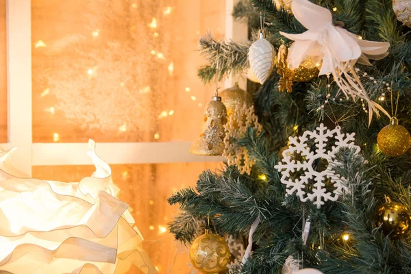 Dekoration med en julgran — Stockfoto