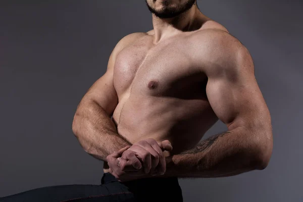 Torso de homem de aptidão muscular — Fotografia de Stock