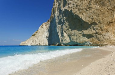 Yunanistan 'ın Zakynthos adasındaki ünlü Navagio plajı.