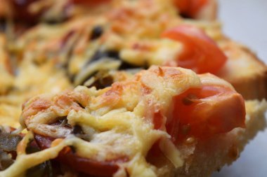 Fırında Peynirli Tost