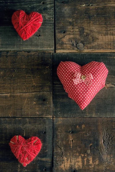 Tres Harts Sobre Fondo Madera Febrero — Foto de Stock