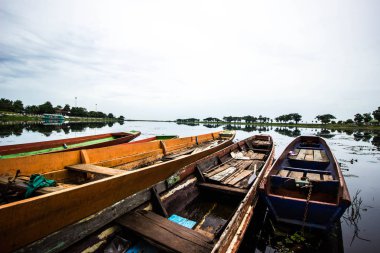 Küçük balıkçı teknesi