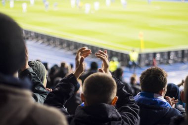 Onların hayranları Stadı nda destek