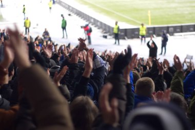 Kışın takım destekleyen Stadyumu