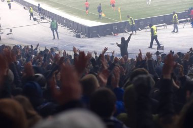 Kışın takım destekleyen Stadyumu