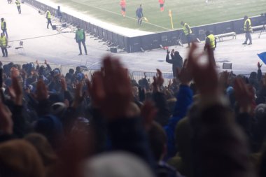 Kışın takım destekleyen Stadyumu