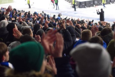 Kışın takım destekleyen Stadyumu