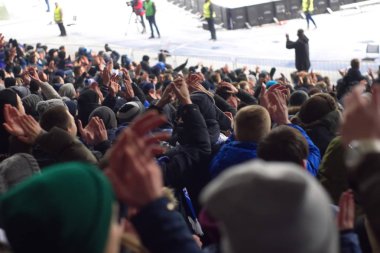 Kışın takım destekleyen Stadyumu