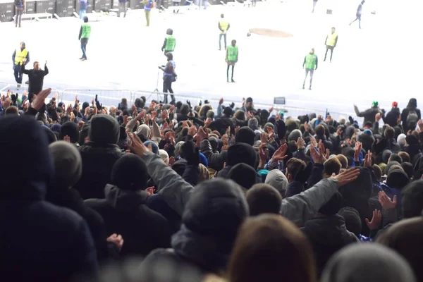 Estádio de apoio à equipe no inverno — Fotografia de Stock