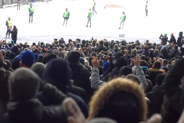 Estádio de apoio à equipe no inverno — Fotografia de Stock