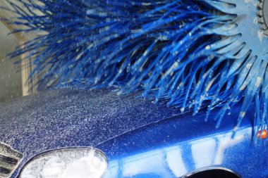 Araba yıkama, araba yıkama suyu, otomatik oto yıkama.