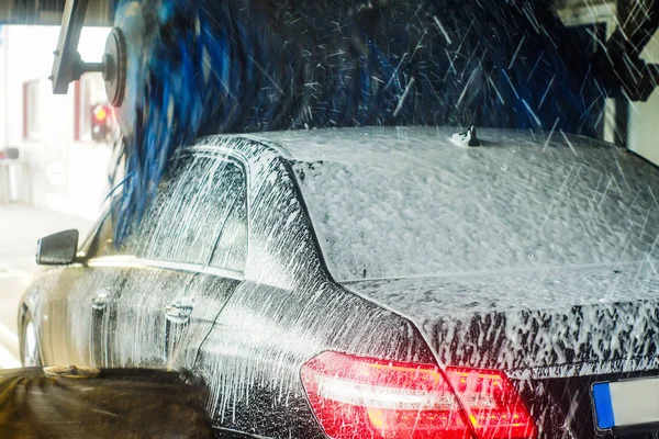 c otomatik oto yıkama eylem