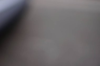 Soyut insanlar arka plan, bir sokakta yürüyen insanların tanınmaz siluetleri bulanıklık