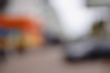 Soyut insanlar arka plan, bir sokakta yürüyen insanların tanınmaz siluetleri bulanıklık