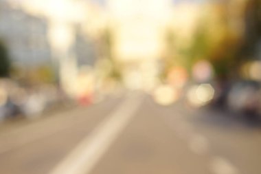 Soyut insanlar arka plan, bir sokakta yürüyen insanların tanınmaz siluetleri bulanıklık