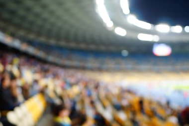 Bulanık boş gece grand futbol ışıklar arenada. Futbol ya da futbol oyuncu. Bokeh ile soyut spor arka plan.