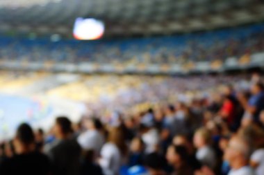 Bulanık boş gece grand futbol ışıklar arenada. Futbol ya da futbol oyuncu. Bokeh ile soyut spor arka plan.