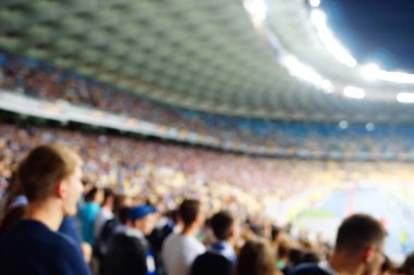 Bulanık boş gece grand futbol ışıklar arenada. Futbol ya da futbol oyuncu. Bokeh ile soyut spor arka plan.