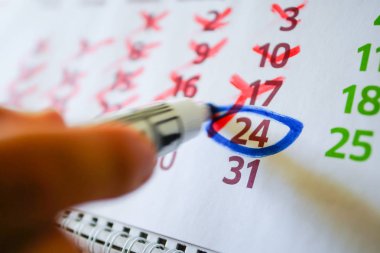 Masaüstü takvim, işareti işaretler işaretler.