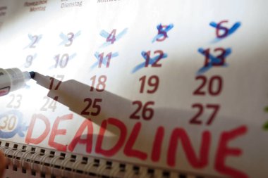 Masaüstü takvim, işareti işaretler işaretler.